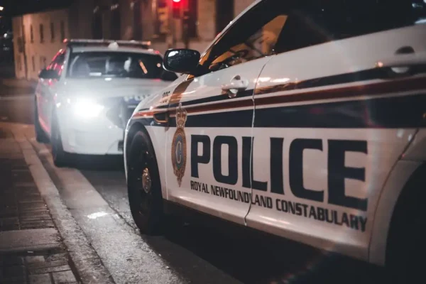 Ostatni weekend wakacji – policja apeluje o ostrożność na drogach