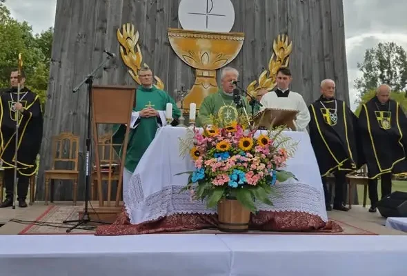 Powiat Włoszczowski wyróżniony na Dożynkach Wojewódzkich w Tokarni