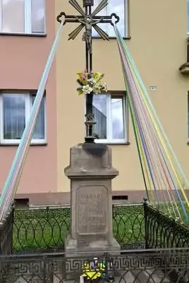 132 lata temu Włoszczowa stanęła przeciw cholerze. Historia krzyży wotywnych