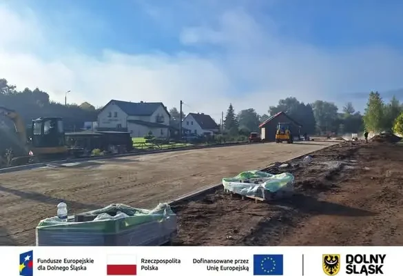 Nowe centra przesiadkowe w Gminie Radków na finiszu
