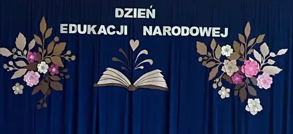 Dzień Edukacji Narodowej w Kluczewsku – uczniowie podziękowali nauczycielom